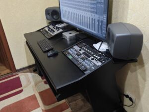 Стол звукорежиссера StudioDesk Producer 1